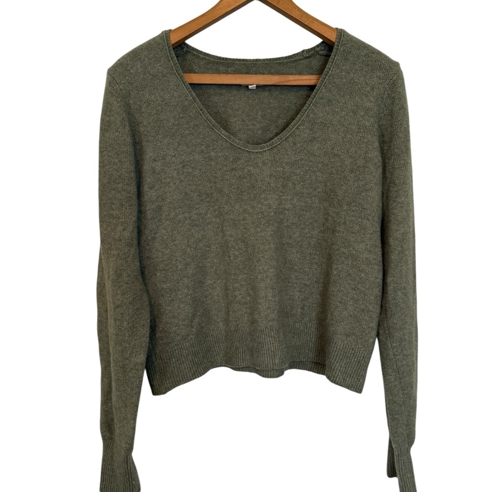 Aerie Womens V Neck Sweater Cozy Knit Green Oversized Large.